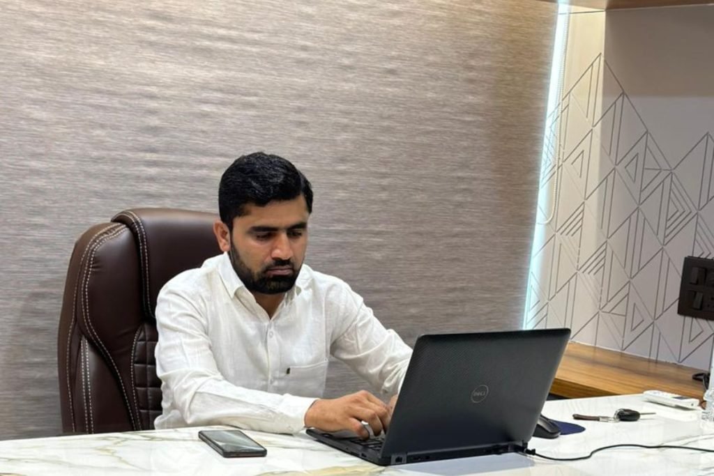 Taj Securities Services in Vadodara